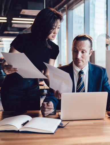 Retrato da fundadora da Premiumly